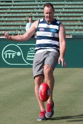 March 3, 2016: Ben Graham, a former Australian football and NFL American Football Herren USA player assists with the official draw process by kicking a ball at the BNP Paribas Davis Cup World Group first round tie between Australia and USA at Kooyong tennis club in Melbourne, Australia. Tennis 2016: Davis Cup AUS v USA Draw - ZUMAc04_