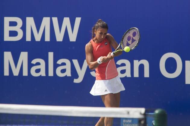March 3, 2016 - Kuala Lumpur, malaysia - Cagla Buyukakcay from Turkey returns a ball to Kai-Chen Chang from Taiwan during a match in the women s singles tennis tournament of the WTA Tennis Damen BMW Malaysian Open 2016 at Royal Selangor Golf Club in Kuala Lumpur, Malaysia, on March 3 2016. WTA - BMW Malaysian Open Tennis  - ZUMAn230