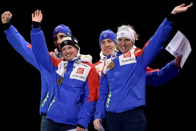 BIATHLON - IBU World Championships OSLO,NORWAY,03.MAR.16 - BIATHLON - IBU World Championships, relay 2x6km ladies and 2x7.5km men, mixed team, award ceremony. Image shows Martin Fourcade, Marie Dorin Habert, Quentin Fillon Maillet and Anais Bescond (FRA). Keywords: medal. GEPAxpictures xFlorianxErtl