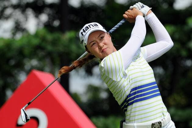(160304) -- SINGAPORE, March 4, 2016 -- Australia s player Lee Minjee tees off during the HSBC Women s Champions held at Singapore s Sentosa Golf Club on March 4, 2016. The HSBC Women s Champions enters the second day of competition on Friday. ) (SP)SINGAPORE-GOLF-HSBC WOMEN S CHAMPIONS ThenxChihxWey 