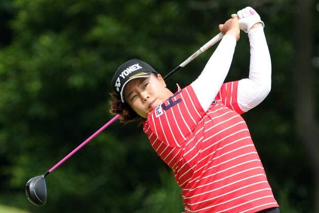 (160304) -- SINGAPORE, March 4, 2016 -- South Korea s player Ahn Sun-ju tees off during the HSBC Women s Champions held at Singapore s Sentosa Golf Club on March 4, 2016. The HSBC Women s Champions enters the second day of competition on Friday. ) (SP)SINGAPORE-GOLF-HSBC WOMEN S CHAMPIONS ThenxChihxWey 