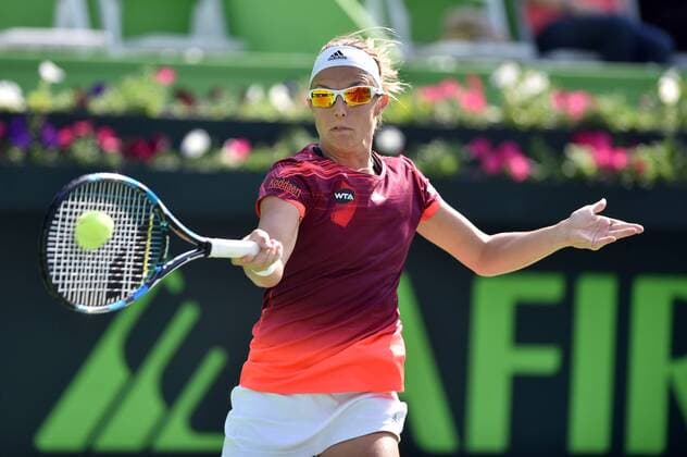 Belgian Kirsten Flipkens returns the ball against British Johanna Konta during a match of the Monterrey Open in Monterrey, Mexico, 04 March 2016. Monterrey Open tennis tournament !ACHTUNG: NUR REDAKTIONELLE NUTZUNG!  MEX102 20160304-635927327576078797