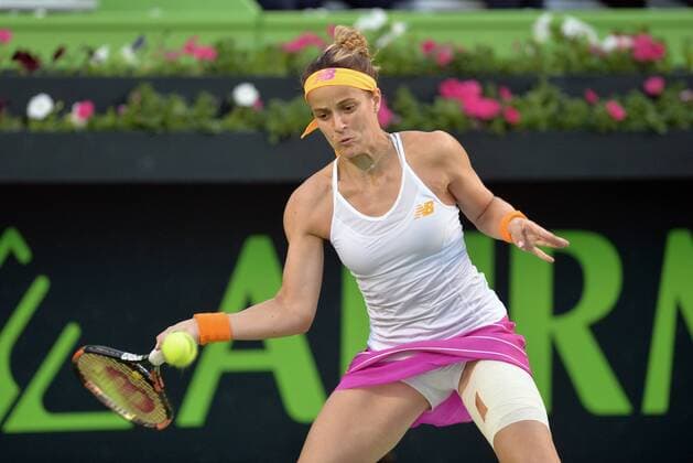 US Nicole Gibbs returns the ball against Estonian Anett Kontaveit during a match of the Monterrey Open in Monterrey, Mexico, 04 March 2016. Monterrey Open tennis tournament !ACHTUNG: NUR REDAKTIONELLE NUTZUNG!  MEX102 20160305-635927412509522896