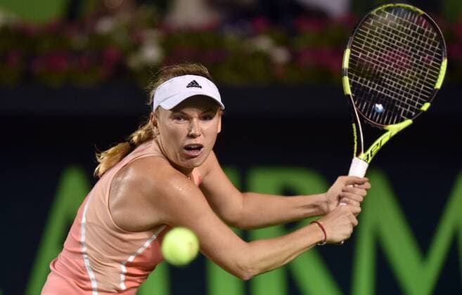 Danish Caroline Wozniacki returns the ball against British Heather Watson during a match of the Monterrey Open in Monterrey, Mexico, 04 March 2016. Monterrey Open tennis tournament !ACHTUNG: NUR REDAKTIONELLE NUTZUNG!  MEX102 20160305-635927506024600390