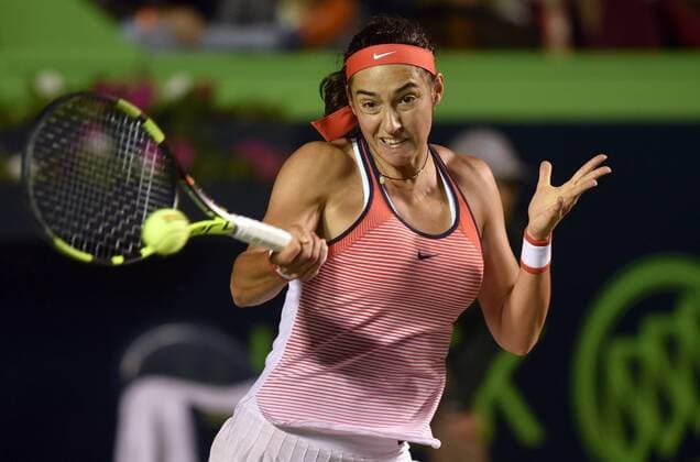 French Caroline Garcia returns the ball against French Pauline Parmentier during a match of the Monterrey Open in Monterrey, Mexico, 04 March 2016. Monterrey Open tennis tournament !ACHTUNG: NUR REDAKTIONELLE NUTZUNG!  MEX102 20160305-635927564094479349