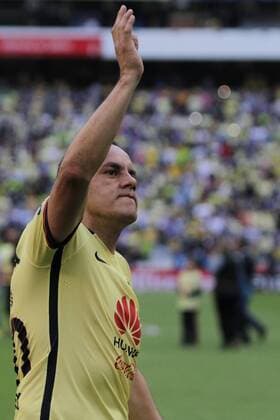Fussball Mexiko - March 5, 2016 - Mexico - D05031618.JPG.CIUDAD DE MEXICO SportsDeportes-Soccer.- El alcalde de Cuernavaca, Morelos, Cuauhtemoc Blanco, durante el juego entre las Aguilas del America y los Monarcas del Morelia, este sabado 5 de marzo de 2016, correspondiente a la jornada 9 del Torneo Clausura 2016 de la Liga MX, en el cual - El Cuauh - participa, es homenajeado y se despide del futbol profesional. - March 5, 2016  - ZUMAu78_