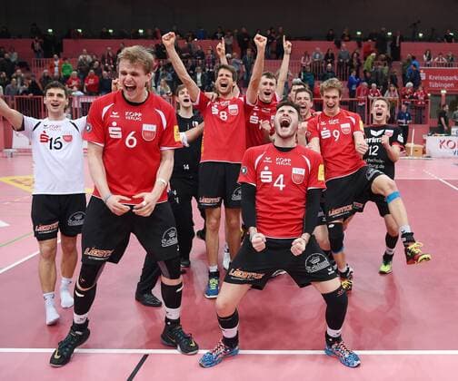 Volleyball 1. Bundesliga Saison 2015 2016 TV Rottenburg - VSG Coburg Grub 05.03.2016 JUBEL TV Rottenburg; Willy Belizer, Friederich Nagel, Johannes Schief, Felix Isaak, Moritz Karlitzek, Federico Cipollone, Sven Metzger, Philipp Jankowski, Lars Wilmsen und Felix Orthmann (v.li.) 