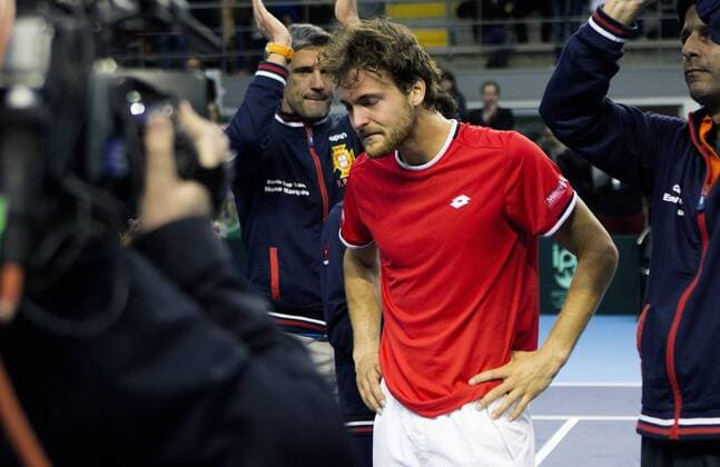 Tennis, Davis Cup, Portugal - Österreich TENNIS - ITF, Davis Cup, POR vs AUT GUIMARAES,PORTUGAL,06.MAR.16 - TENNIS - ITF, Davis Cup, Portugal vs Austria. Image shows the disappointment of Joao Sousa (POR). GEPAxpictures xMatthiasxHauer