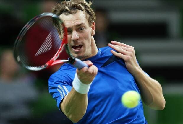 Tennis, Davis Cup, Russland - Schweden KAZAN, RUSSIA. MARCH 6, 2016. Sweden s tennis player Isak Arvidsson returns the ball in Rubber 4 of the Davis Cup Group I Europe Africa Zone 1st Round tie against Russia at Kazan Tennis Academy. Arvidsson lost 6-4, 6-0. Sweden lost the tie 5-0. Yegor Aleyev TASS  TS018B10