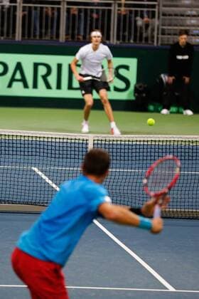 GER.,Tennis, Federations Cup, Deutschland vs Tschechien 06.03.2016, TUI Arena, Hannover, GER, Federations Cup, Deutschland vs Tschechien im Bild Lukas Rosol (Team Tschechien) gegen Alexander Zverev (Team Deutschland) nphxrauch