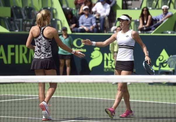 Croatian Petra Marttic (L) and US Maria Sanchez (R) in action against Spanish tennis players Anabel Medina in action against during the doubles final at Monterrey Open in Monterrey, Mexico, 6 March 2016. MONTERREY OPEN !ACHTUNG: NUR REDAKTIONELLE NUTZUNG!  20160306-635929052946768380