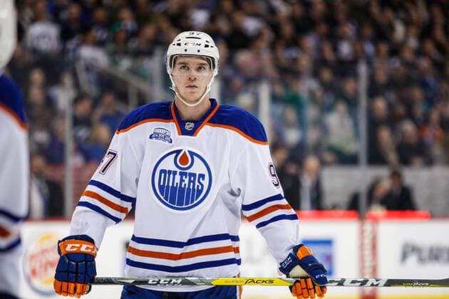 March 6, 2016: Oilers Connor McDavid (97) during the Winnipeg Jets vs Edmonton Oilers game at the MTS Centre in Winnipeg MB. (Photograph by Terry Lee Icon Sportswire) NHL Eishockey Herren USA MAR 06 Oilers at Jets Icon25354409 EDITORIAL USE ONLY