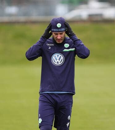 Wolfsburg VfL Training Wolfsburg, Deutschland. 02.03.2016, FUßBALL - VfL Wolfsburg, Training, 1. Bundesliga, Saison 2015-2016, Volkswagen Arena. Bild zeigt: Nicklas Bendtner (VfL Wolfsburg) RS24-DSA-20130810