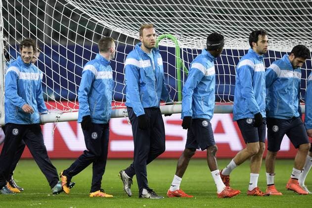 Gent s Laurent Depoitre (C) and his teammates pictured during a training of Belgian first league soccer team KAA Gent, Monday 07 March 2016 in Wolfsburg, Germany. Gent is preparing for the return leg of the 1 8 finals of the UEFA Champions League competition against German club VfL Wolfsburg Tomorrow. Wolfsburg won the first leg 2-3. YORICKxJANSENS  x04806723x