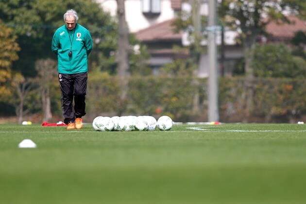Fußball, Nationalteam, Training Japan Vahid Halilhodzic (JPN), MARCH 8, 2016 - Football Soccer : Japan national team Nationalteam Official Training camp in Frontier soccer field, Chiba, Japan. Noxthirdxpartyxsales  (ipha019518)