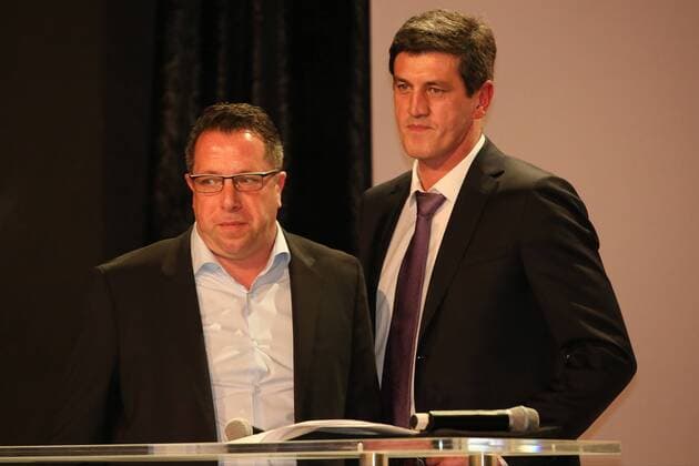 Jens Todt (Sportdirektor Karlsruher SC) mit DFB Trainer des Jahres Markus Kauczinski - DFB Trainergala 2016, Palais Frankfurt