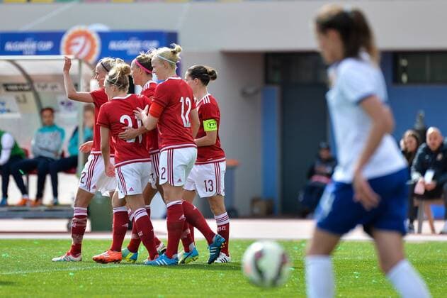 Torjubel Dänemark nach dem 2:0 Parchal, Portugal, 09.03.2016 - Fussball, Frauenfussball, Algarve Cup 2016, Dänemark - Portugal, Fussball, Frauenfussball, Algarve Cup 2016, Dänemark - Portugal, xKLx
