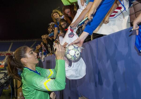 09 March 2016: United States Goalkeeper Hope Solo (1) signs autographs for fans in the stands after USA won the SheBelieves Cup soccer match against Germany at the FAU Stadium in Boca Raton, Florida. (Photo by Doug Murray Icon Sportswire) SOCCER: MAR 09 Women s - SheBelieves Cup - USA v Germany Icon796160309017 EDITORIAL USE ONLY