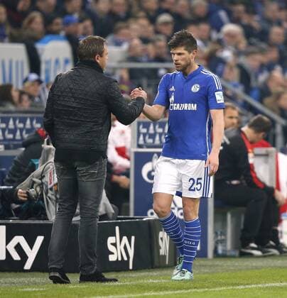 HUNTELAAR Klaas Jan Team FC Schalke 04 mit Trainer BREITENREITER Andre DFL Fussball Bundesliga Saison 2015-2016 Spiel FC Schalke 04- VfB Stuttgart am 21. Februar2016 in Gelsenkirchen 