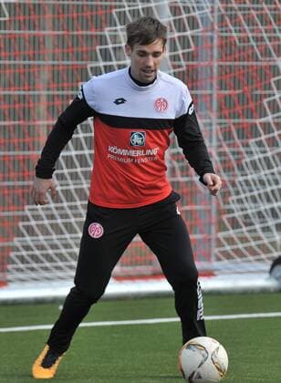 11.03.2016, xTKx, Fussball 1.Bundesliga, FSV MAINZ 05 Training, emspor, v.l. Philipp Klement (Mainz 05),