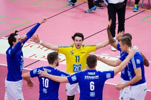 Tuebingen Jubel Luke Perry ( 11, Friedrichshafen); 1. Volleyball Bundesliga Maenner, Paul-Horn-Arena, Tuebingen Deutschland, 20160312; Partie: TV Rottenburg gegen VfB Friedrichshafen; Copyright: Wuechnerx xEibner-Pressefoto EP_nwr