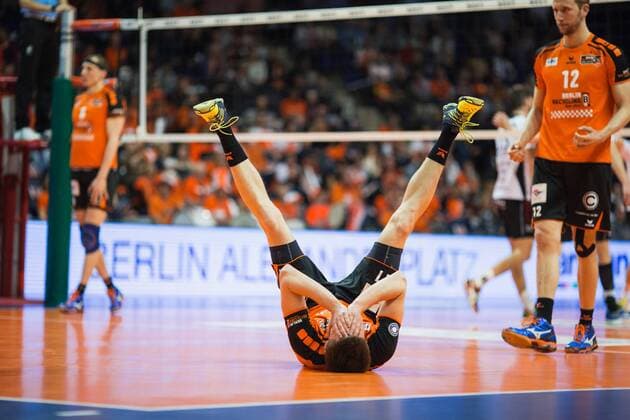 Berlin, Deutschland, 12.03.2016: Volleyball Bundesliga Saison 2015 2016 - Berlin Recycling Volleys - VSG Coburg Grub. Tsimafei Zhukouski (BR Volleys 11)