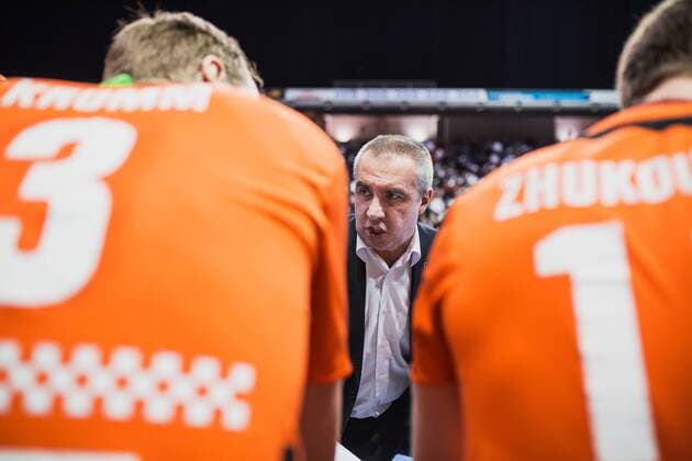 Berlin, Deutschland, 12.03.2016: Volleyball Bundesliga Saison 2015 2016 - Berlin Recycling Volleys - VSG Coburg Grub. Trainer Roberto Serniotti (BR Volleys)