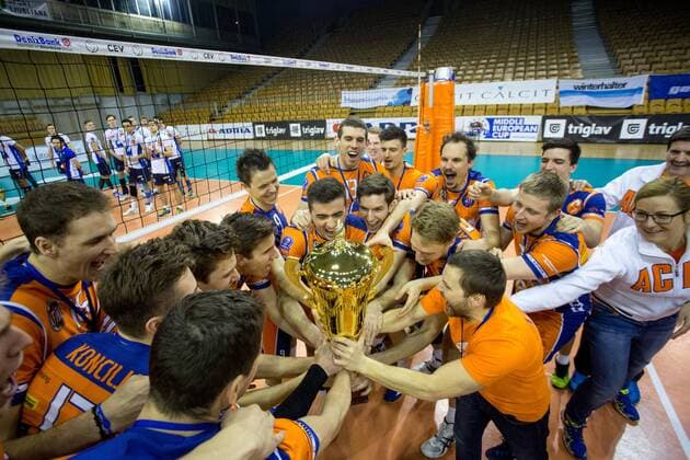 VOLLEYBALL - MEVZA, Ljubljana vs Hypo Tirol LJUBLJANA,SLOVENIA,12.MAR.16 - VOLLEYBALL - MEVZA, Middle European Volleyball Zonal Association, Final Four, men, final, ACH Volley Ljubljana vs Hypo Tirol VT, award ceremony. Image shows the rejoicing of Ljubljana. GEPAxpictures xMaticxKlansek