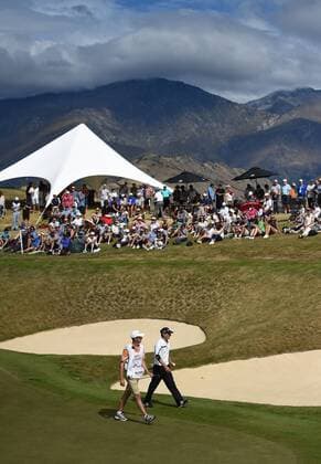 13.03.2016. Arrowtown, New Zealand. New Zealand s Steven Alker leaves the 10th green during round 4 at The Hills during 2016 BMW ISPS Handa New Zealand Open. Sunday 13 March 2016. xAndrewxCornagax  ActionPlus11717561