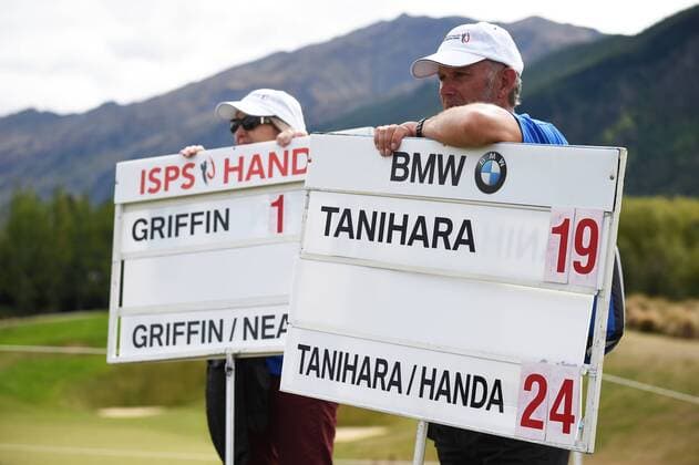 13.03.2016. Arrowtown, New Zealand. Volunteers during round 4 at The Hills during 2016 BMW ISPS Handa New Zealand Open. Sunday 13 March 2016. xAndrewxCornagax  ActionPlus11717564