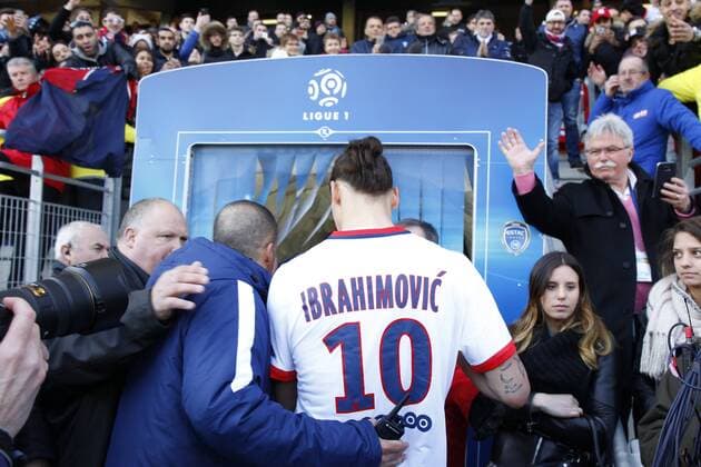 Zlatan Ibrahimovic FOOTBALL : Troyes vs Paris Saint Germain - Ligue 1 - 13 03 2016 StephenCaillet Panoramic 
