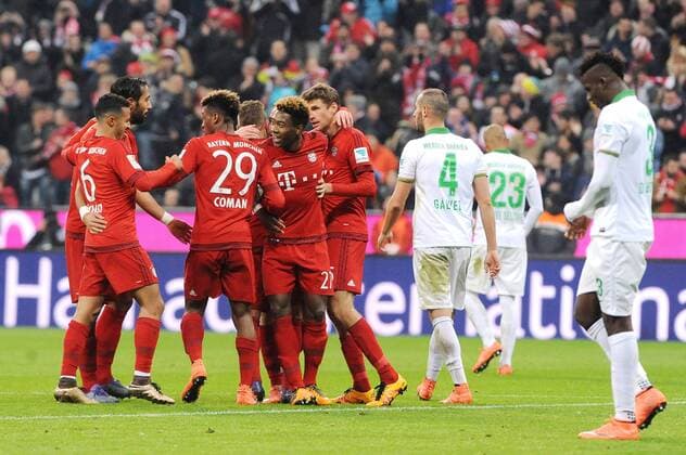 Muenchen Freude bei David Alaba (FC Bayern Muenchen) nach dem 3:0 durch Thomas Mueller (FC Bayern Muenchen), Bayern Muenchen - SV Werder Bremen , Fussball, Bundesliga, Spieltag 26, 12.03.2016 , Copyright: Stuetzle xEibner-Pressefoto ep_wse