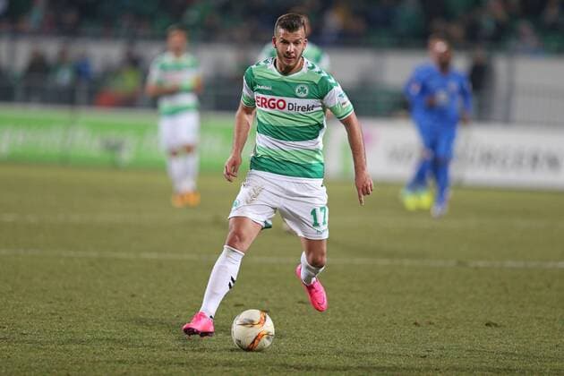 Zlatko Tripic, Fürth, im Rückrundenspiel der Saison 2015 2016 zwischen SpVgg Greuther Fürth und der Eintracht Braunschweig in Fürth (3:0); 11 03 2016 -