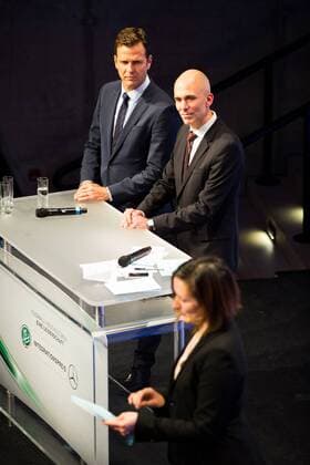 GER, Verleihung Integrationspreis 14.03.2016, Dortmund, Deutsches Fussball Museum, Verleihung des Integrationspreises, im Bild Oliver Bierhoff (Manager Nationalmannschaft), Dirk Jakobs (Daimler AG) auf der Bühne nphxRauch