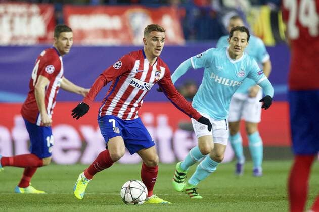 (L-R) Gabi of Club Atletico de Madrid, Antoine Griezmann of Club Atletico de Madrid, Andres Guardado of PSV during the UEFA Champions League Round of 16, Second leg match between Atletico madrid and PSV Eindhoven on March 15, 2016 at the Estadio Vicente Calder& 243;n in Madrid, Spain. Atletico Madrid v PSV Eindhoven UEFA Champions League 2015 2016 xVIxxIVx 5162702