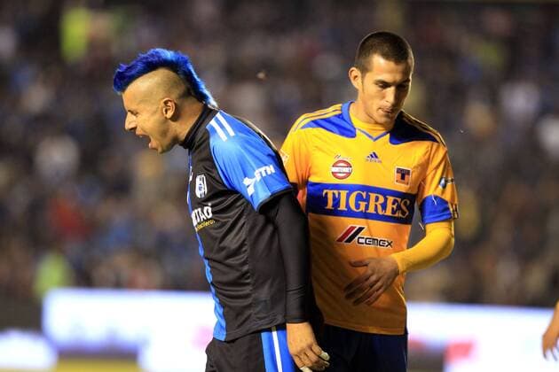 Dec. 1, 2011 - Mexico - D01121104. JPG.QUERÆ’TARO, Qro. Soccer Futbol-QuerÅ½taro-Tigres.- Los Gallos Blancos del QuerÅ½taro y los Tigres de la UANL, quedaron empatados 0-0 la noche de este jueves en el estadio Ã’La CorregidoraÃ , en el marco de las semifinales de la Liguilla del Torneo Apertura 2011. RML. Foto: Agencia EL UNIVERSAL Luis CortÅ½s. Latin News - Dec. 1, 2011  - ZUMAu78_