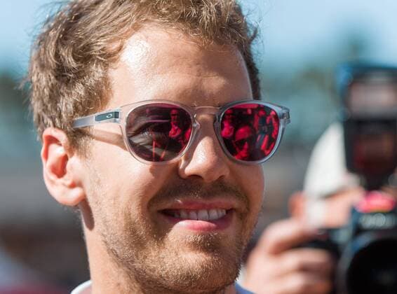 March 17, 2016: Sebastian Vettel (DEU) 5 from the Scuderia Ferrari team signs autographs at the 2016 Australian Formula One Grand Prix at Albert Park, Melbourne, Australia. Formula One 2016: Australia Day 1 - ZUMAc04_