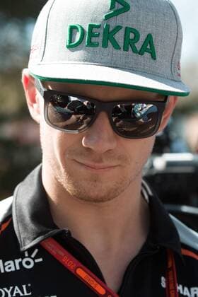 March 17, 2016: Nico Hulkenberg (DEU) 27 from the Sahara Force India F1 team signs autographs for fans at the 2016 Australian Formula One Grand Prix at Albert Park, Melbourne, Australia. Formula One 2016: Australia Day 1 - ZUMAc04_