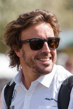 March 17, 2016: Fernando Alonso (ESP) 14 from the McLaren Honda Formula 1 team in the paddock at the 2016 Australian Formula One Grand Prix at Albert Park, Melbourne, Australia. Formula One 2016: Australia Day 1 - ZUMAc04_