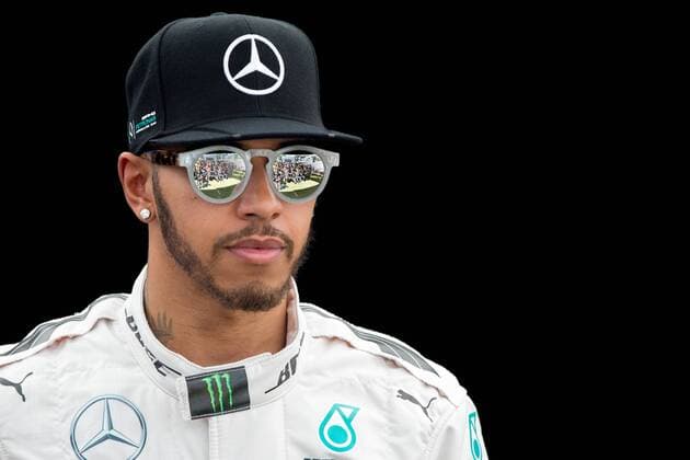 Motorsport, Formel 1, GP Australien, Fahrer Fotoshooting beim Media Day vor dem ersten Rennen in Melbourne March 17, 2016: Lewis Hamilton (GBR) 44 from the Mercedes AMG Petronas team at the drivers portrait session prior to the 2016 Australian Formula One Grand Prix at Albert Park, Melbourne, Australia. Formula One 2016: Australia Day 1 - ZUMAc04_