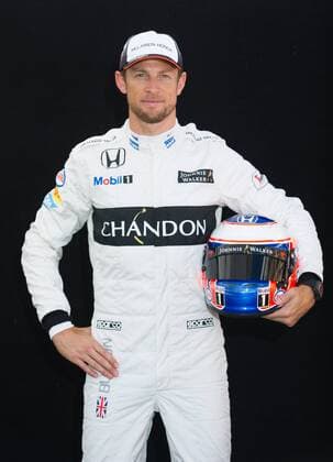 Motorsport, Formel 1, GP Australien, Fahrer Fotoshooting beim Media Day vor dem ersten Rennen in Melbourne (160317) -- MELBOURNE, March 17, 2016 -- McLaren-Honda Formula One driver Jenson Button of Britain poses for the drivers portrait session ahead of Australian Formula One Grand Prix at Albert Park in Melbourne, Australia, March 17, 2016. ) (SP)AUSTRALIA-MELBOURNE-F1-PORTRAIT BaixXue 