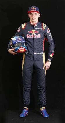 Motorsport, Formel 1, GP Australien, Fahrer Fotoshooting beim Media Day vor dem ersten Rennen in Melbourne Motorsports: FIA Formula One World Championship WM Weltmeisterschaft 2016, Grand Prix of Australia, 33 Max Verstappen (NLD, Scuderia Toro Rosso), xHOCHxZWEIx