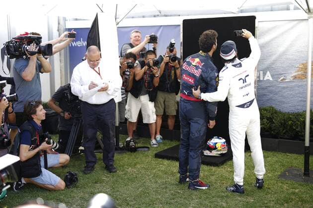 Motorsport, Formel 1, GP Australien, Fahrer Fotoshooting beim Media Day vor dem ersten Rennen in Melbourne Motorsports: FIA Formula One World Championship WM Weltmeisterschaft 2016, Grand Prix of Australia, 3 Daniel Ricciardo (AUS, Red Bull Racing), 19 Felipe Massa (BRA, Williams Martini Racing), xHOCHxZWEIx