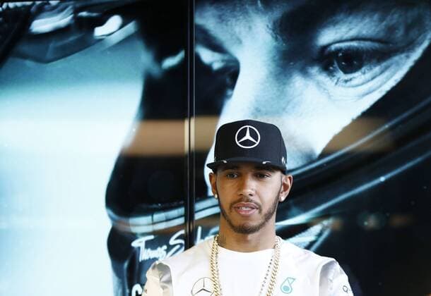 Motorsports: FIA Formula One World Championship WM Weltmeisterschaft 2016, Grand Prix of Australia, 44 Lewis Hamilton (GBR, Mercedes AMG Petronas Formula One Team), xHOCHxZWEIx