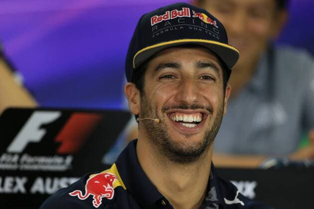2016 F1 Grand Prix Australian Grand Prix Mar 17th. Melbourne Grand Prix Circuit, Albert Park, Melbourne, Australia. Red Bull Racing - Daniel Ricciardo xLeannexBoon Actionplusx  ActionPlus11718968