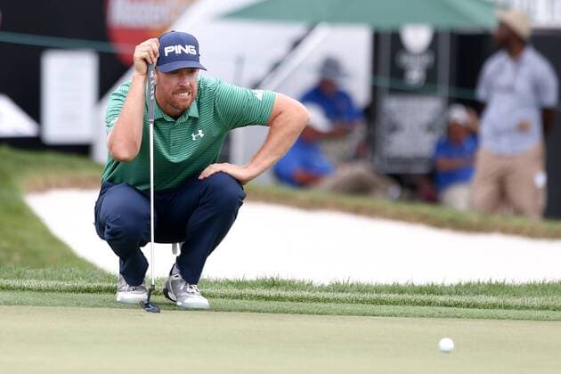 March 17, 2016 - Orlando, Florida, United States - Hunter Mahan lines up a putt on the 9th green during the first round of the Arnold Palmer Invitational at Bay Hill Club & Lodge. PGA Golf Herren 2016 - Arnold Palmer Invitational - Round 1 - ZUMAw109