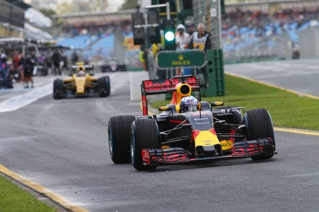 Motorsports: FIA Formula One World Championship WM Weltmeisterschaft 2016, Grand Prix of Australia, 3 Daniel Ricciardo (AUS, Red Bull Racing), xHOCHxZWEIx
