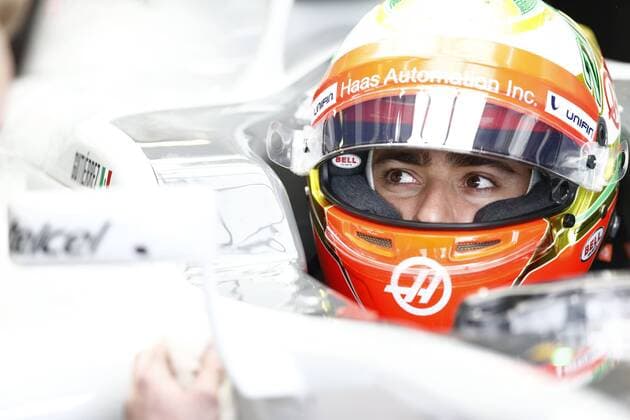 Motorsports: FIA Formula One World Championship WM Weltmeisterschaft 2016, Grand Prix of Australia, 21 Esteban Gutierrez (MEX, Haas F1 Team), xHOCHxZWEIx