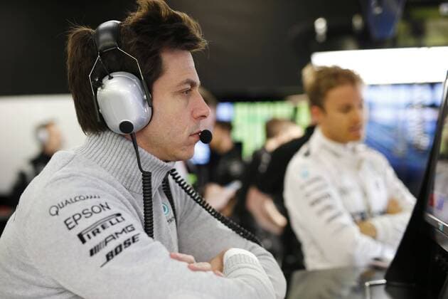 Motorsports: FIA Formula One World Championship WM Weltmeisterschaft 2016, Grand Prix of Australia, Toto Wolff (AUT, Mercedes AMG Petronas Formula One Team), xHOCHxZWEIx