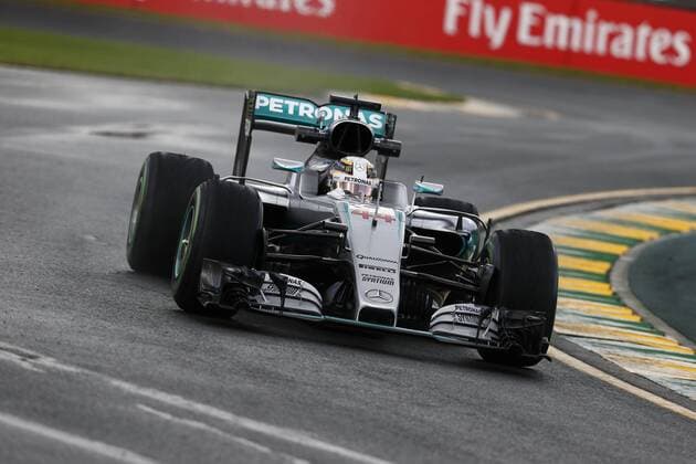 Motorsports: FIA Formula One World Championship WM Weltmeisterschaft 2016, Grand Prix of Australia, 44 Lewis Hamilton (GBR, Mercedes AMG Petronas Formula One Team), xHOCHxZWEIx
